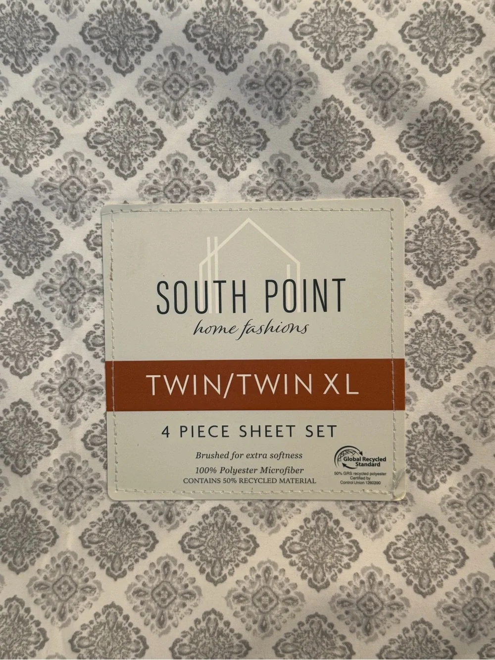 South Point Twin/Twin XL 4-Piece Sheet Set in Cream with Gray Medallion